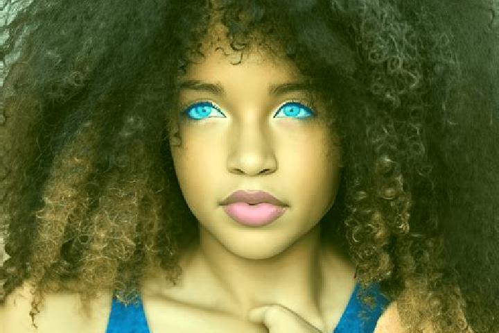 Sofia, 21, a black blue-eyed mixed companion based in Pizarro. Offering Fetish, Erotic Massage, Girlfriend Experience, Tantra. Available for incall and outca...