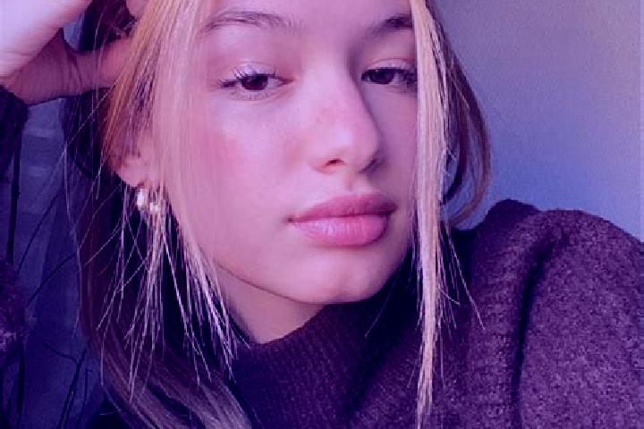 Sofia, 21, a blonde brown-eyed asian companion based in Csaszar. Offering Couples, BDSM, Dinner Date. Available for incall and outcall, overnight bookings av...