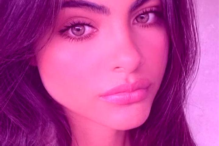 Sofia, 21, a brunette hazel-eyed caribbean companion based in Xiaoji. Offering Erotic Massage, Duos, Domination, Tantra, CIM. Available for incall and outcal...