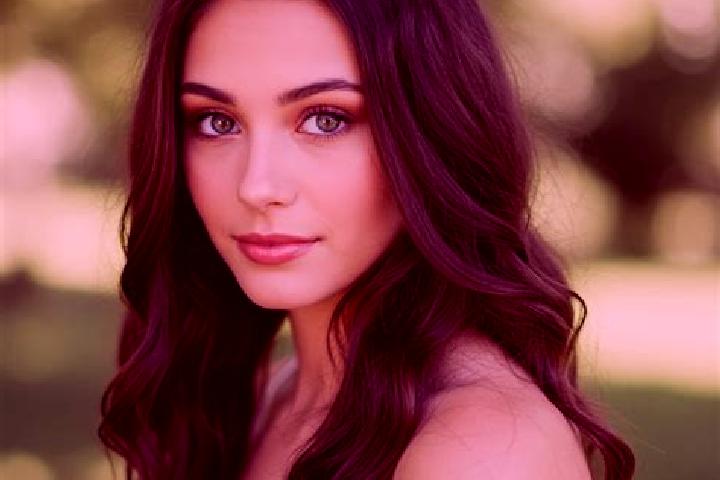 Sofia, 21, a brunette hazel-eyed caucasian companion based in Malsch. Offering Massage, Couples. Available for incall and outcall, day and evening dates.
