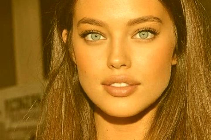 Sofia, 21, a chestnut green-eyed caucasian companion based in Cadrezzate. Offering Overnight, Travel Companion, CIM, Roleplay, Massage. Available for incall ...