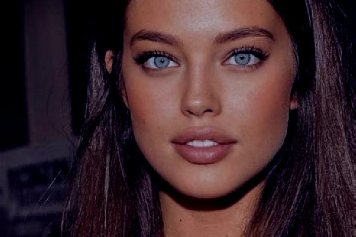 Sofia, 21, a chestnut green-eyed caucasian companion based in Ozu. Offering Duos, Overnight, A-Level, Party Girl. Available for incall and outcall, overnight...