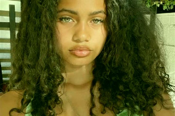 Sofia, 21, a chestnut green-eyed mixed companion based in Bucey-les-Gy. Offering Overnight, Prostate Massage, Party Girl. Available for incall and outcall, d...