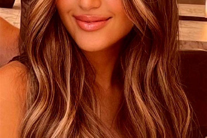 Sofia, 21, a dark blonde brown-eyed middle eastern companion based in Rimi. Offering Erotic Massage, Party Girl, CIM, Girlfriend Experience. Available for in...