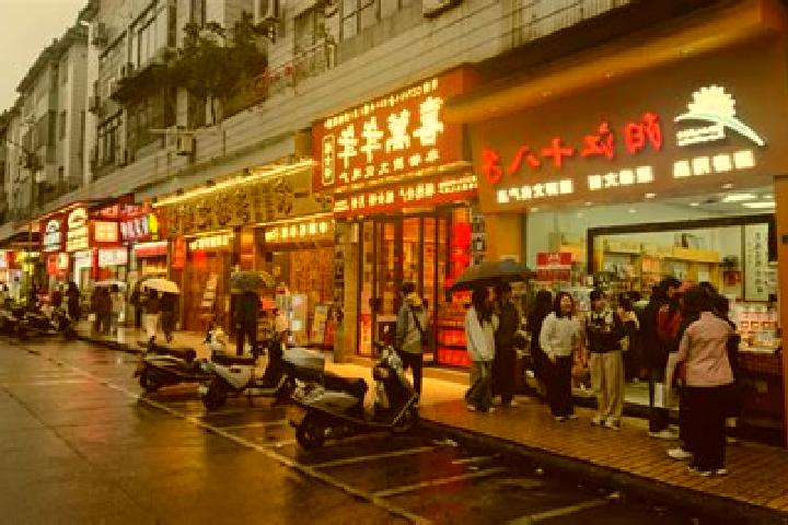 Sofia, 21 — Escort in Huagai, China