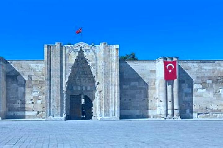 Sofia, 21 — Escort in Sultanhani, Turkey