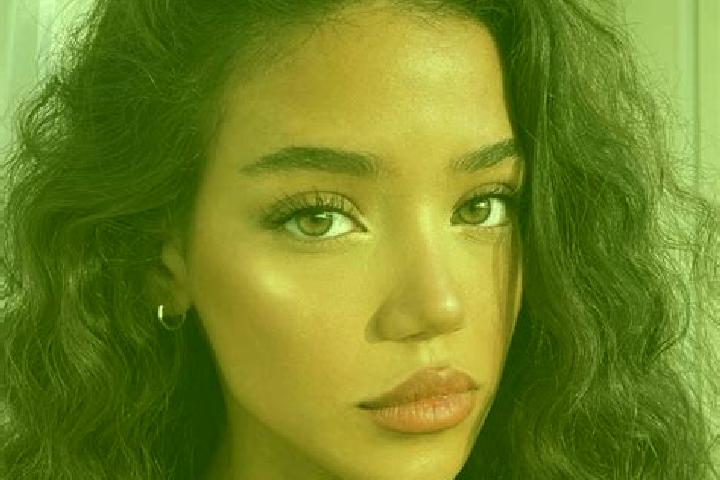 Sofia, 22, a black brown-eyed asian companion based in Saccolongo. Offering GFE, BDSM, Duos, CIM, Tantra. Available for incall and outcall, overnight booking...