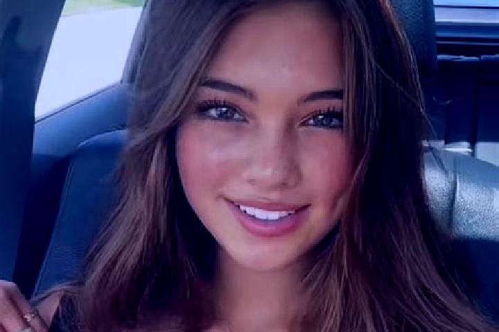 Sofia, 22, a brunette grey-eyed asian companion based in Kungsholmen. Offering Erotic Massage, Party Girl, Girlfriend Experience, GFE. Available for incall a...