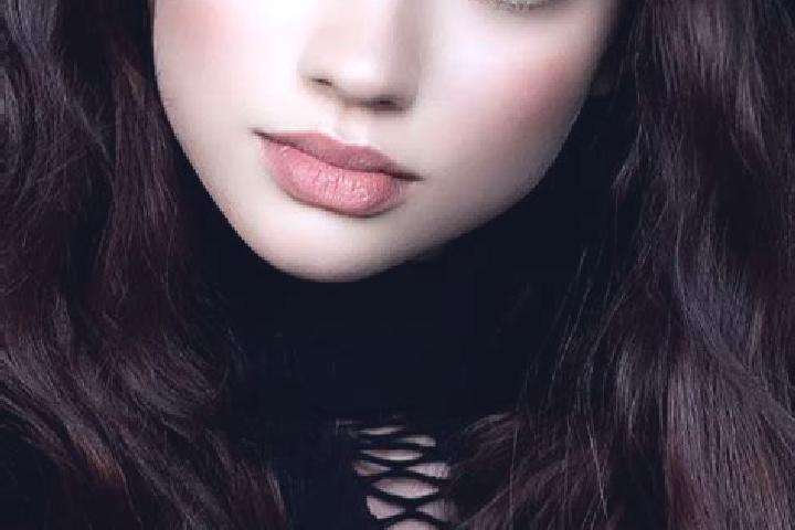 Sofia, 22, a brunette grey-eyed middle eastern companion based in Hebron Estates. Offering Party Girl, Domination, Fetish, Couples, A-Level. Available for in...