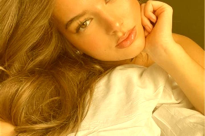 Sofia, 22, a chestnut blue-eyed latina companion based in Oistins. Offering Girlfriend Experience, Domination, Striptease, Erotic Massage, Tantra. Available ...