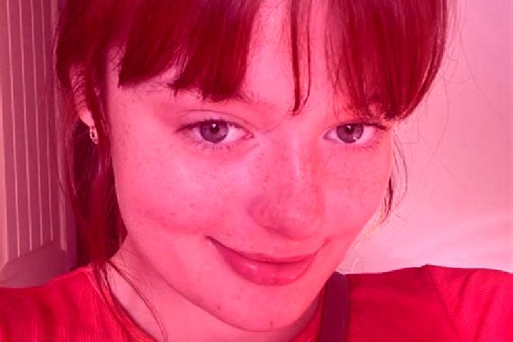 Sofia, 22, a red grey-eyed indian companion based in Dianoufla. Offering Duos, Couples, 69, Roleplay. Available for incall and outcall, day and evening dates.