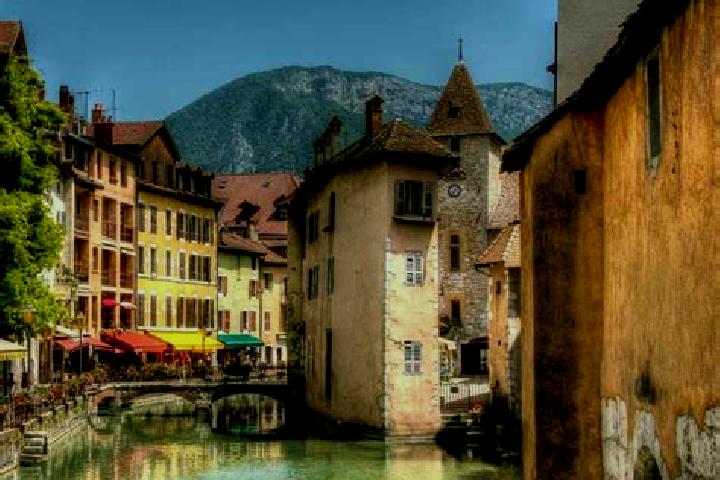 Sofia, 22 — Escort in Annecy-le-Vieux, France