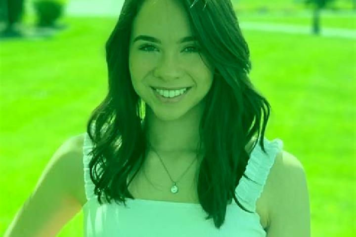 Sofia, 22 — Escort in McClellan Park, United States