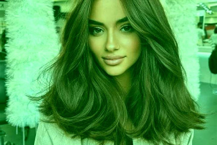 Sofia, 23, a auburn brown-eyed latina companion based in Lohme. Offering Roleplay, A-Level. Available for incall and outcall, day and evening dates.