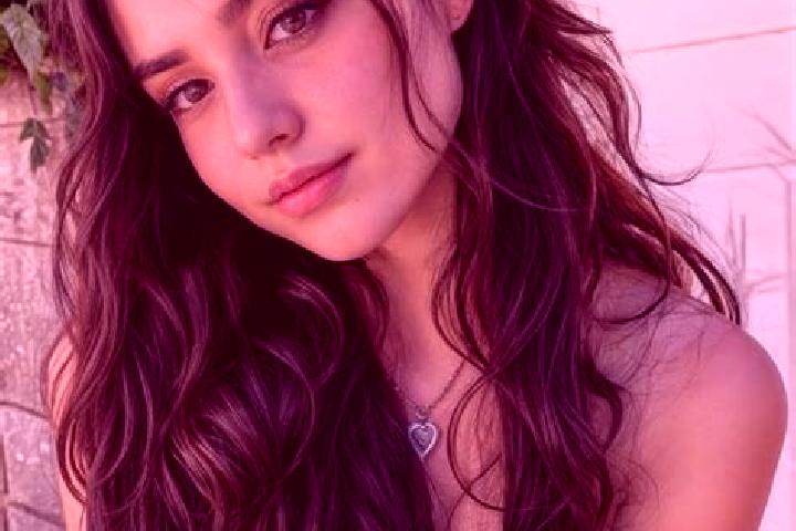 Sofia, 23, a auburn hazel-eyed mediterranean companion based in Seven Miles. Offering Domination, Girlfriend Experience, A-Level, CIM, Couples. Available for...