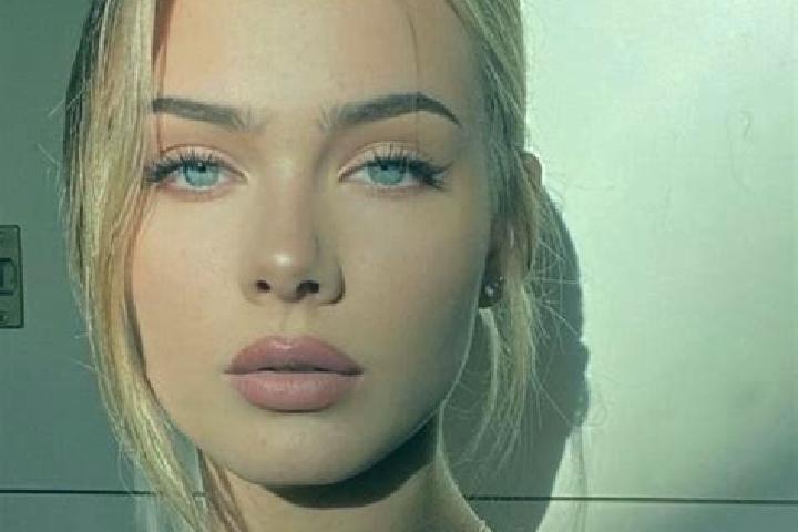 Sofia, 23, a blonde brown-eyed european companion based in Newtonbrook West. Offering Overnight, A-Level, OWO. Available for incall and outcall, overnight bo...
