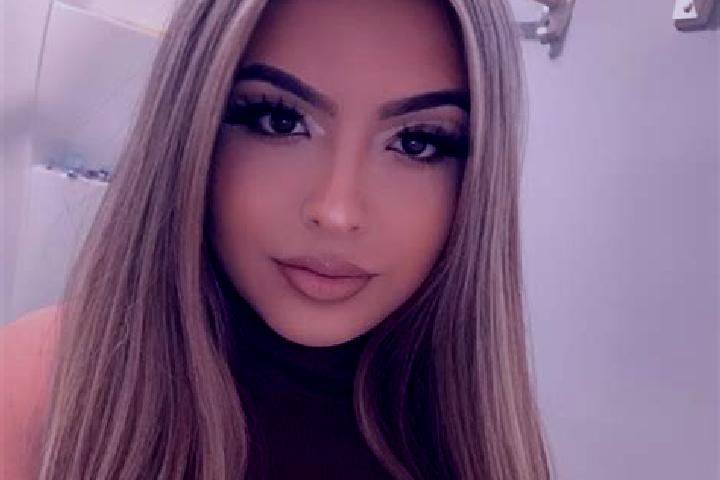 Sofia, 23, a blonde brown-eyed latina companion based in Leirvik. Offering OWO, Striptease, Erotic Massage. Available for incall and outcall, overnight booki...