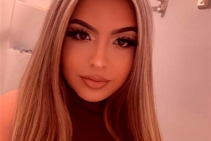 Sofia, 23, a blonde brown-eyed latina companion based in Maldonadillo. Offering Domination, Party Girl, CIM, Couples. Available for incall and outcall, day a...