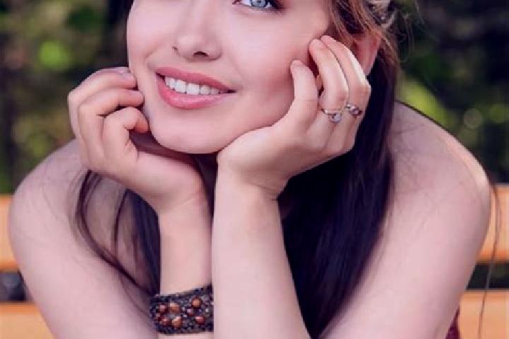 Sofia, 23, a red blue-eyed asian companion based in Boumango. Offering Striptease, Fetish, OWO. Available for incall and outcall, overnight bookings available.