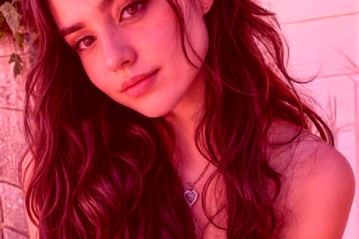 Sofia, 23, a red hazel-eyed mediterranean companion based in Cubillas de Rueda. Offering Deep French Kissing, Party Girl, A-Level. Available for incall and o...