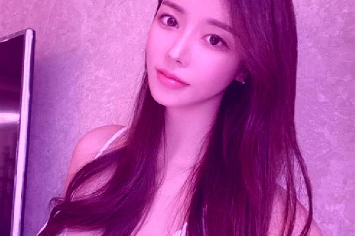Sofia, 23 — Escort in Changxuanling, China