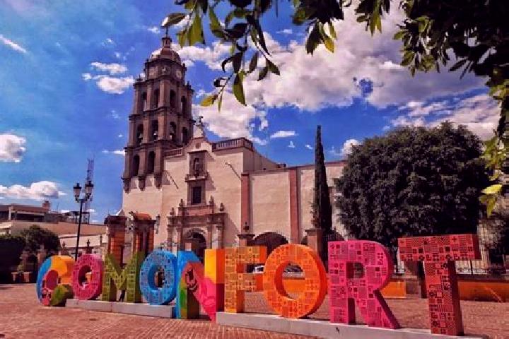 Sofia, 23 — Escort in Comonfort, Mexico