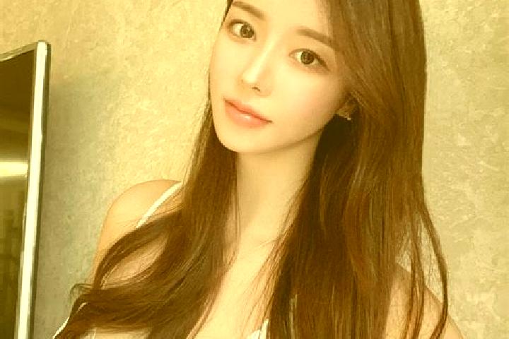 Sofia, 23 — Escort in Yangjiapu, China