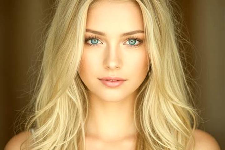 Sofia, 24, a blonde amber-eyed mixed companion based in Jagsthausen. Offering CIM, GFE, Couples. Available for incall and outcall, overnight bookings available.