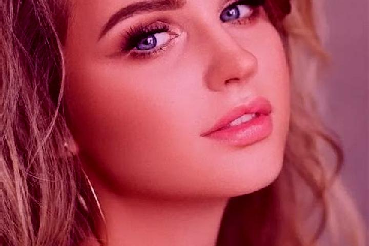 Sofia, 24, a dark blonde blue-eyed middle eastern companion based in Ginabuyan. Offering BDSM, Overnight, Dinner Date, Party Girl, GFE. Available for incall ...