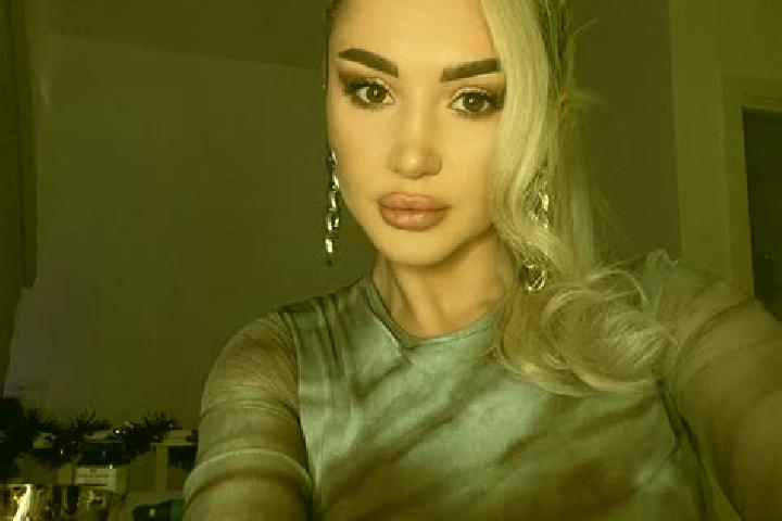Sofia, 24, a red blue-eyed slavic companion based in Ulliyeri. Offering GFE, Travel Companion, BDSM, CIM, Massage. Available for incall and outcall, day and ...