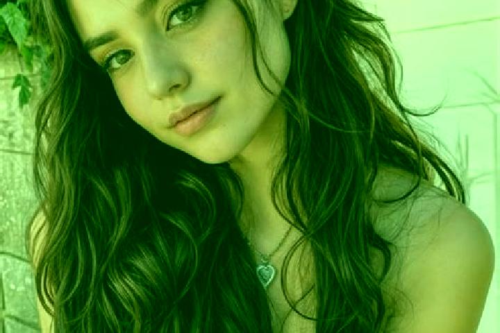 Sofia, 25, a auburn hazel-eyed middle eastern companion based in Magnano in Riviera. Offering Roleplay, Deep French Kissing, Fetish. Available for incall and...