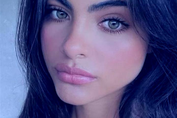 Sofia, 25, a black hazel-eyed middle eastern companion based in San Nicolas. Offering Girlfriend Experience, Dinner Date, Fetish. Available for incall and ou...