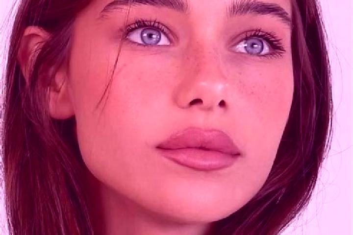 Sofia, 25, a brunette blue-eyed mixed companion based in Chak One Hundred Twenty-nine -Nine Left. Offering A-Level, Striptease, CIM. Available for incall and...