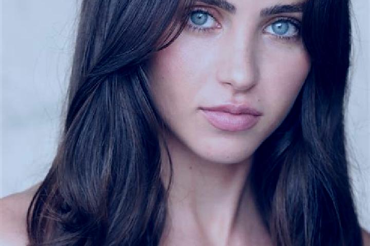 Sofia, 25, a brunette brown-eyed latina companion based in Albert Park. Offering Girlfriend Experience, A-Level, Prostate Massage. Available for incall and o...