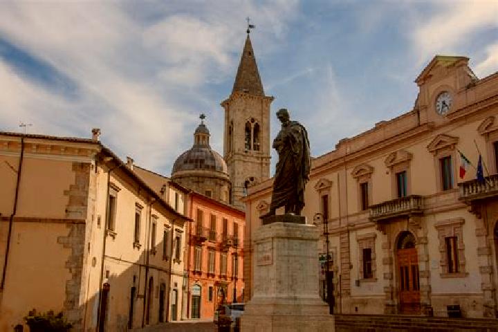 Sofia, 25 — Escort in Civitella Messer Raimondo, Italy
