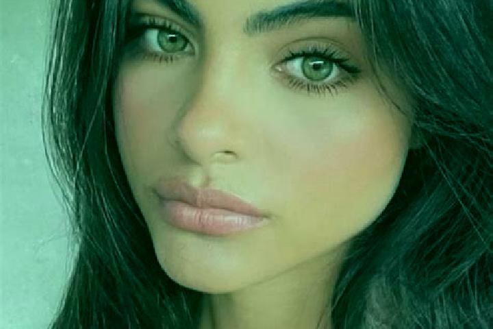 Sofia, 26, a black hazel-eyed latina companion based in Noechling. Offering A-Level, Tantra, Massage. Available for incall and outcall, day and evening dates.