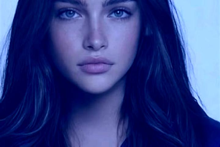 Sofia, 26, a brunette blue-eyed caucasian companion based in Quincey. Offering Prostate Massage, Erotic Massage, Overnight, GFE, Tantra. Available for incall...