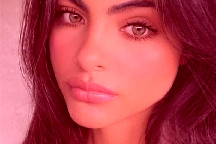 Sofia, 26, a brunette green-eyed middle eastern companion based in Zerrenthin. Offering Striptease, BDSM, Party Girl, Roleplay. Available for incall and outc...