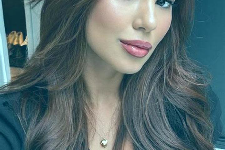 Sofia, 26, a chestnut dark-eyed latina companion based in Bossignamienkro. Offering Domination, Overnight, A-Level. Available for incall and outcall, day and...