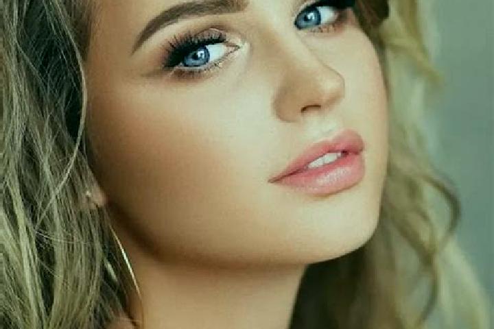 Sofia, 26, a dark blonde blue-eyed middle eastern companion based in Richard-Toll. Offering Tantra, GFE, Domination. Available for incall and outcall, overni...