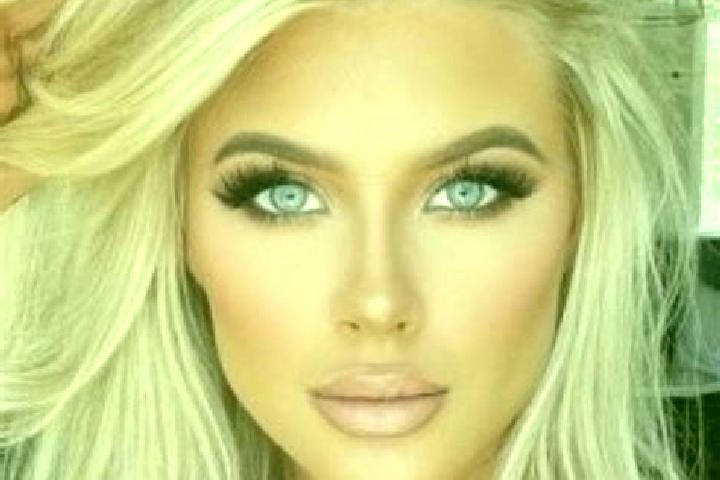 Sofia, 26, a platinum blonde dark-eyed ebony companion based in Greytown. Offering Deep French Kissing, Striptease, Couples. Available for incall and outcall...