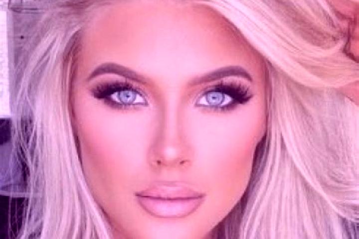 Sofia, 26, a platinum blonde hazel-eyed ebony companion based in Sredno Konjari. Offering 69, Fetish, Couples, GFE, Erotic Massage. Available for incall and ...