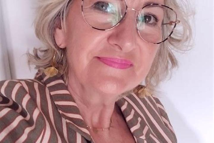 Sofia, 26 — Escort in Beauvoir-sur-Niort, France