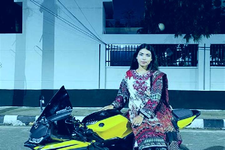 Sofia, 26 — Escort in Lakhi, Pakistan