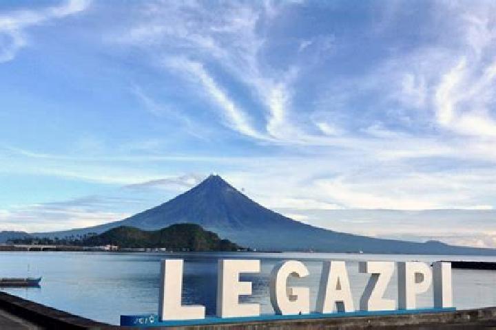 Sofia, 26 — Escort in Legaspi, Philippines