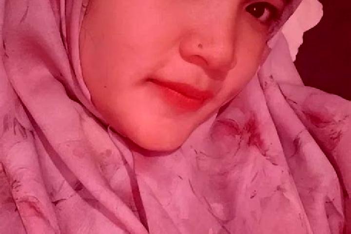 Sofia, 26 — Escort in Peranap, Indonesia