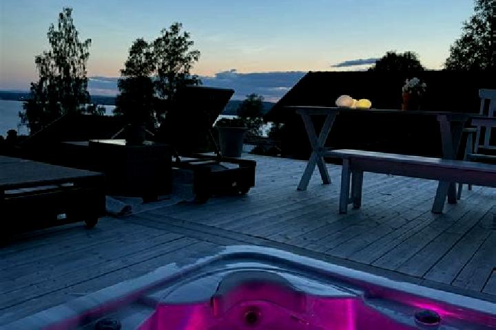 Sofia, 26 — Escort in Raettvik, Sweden