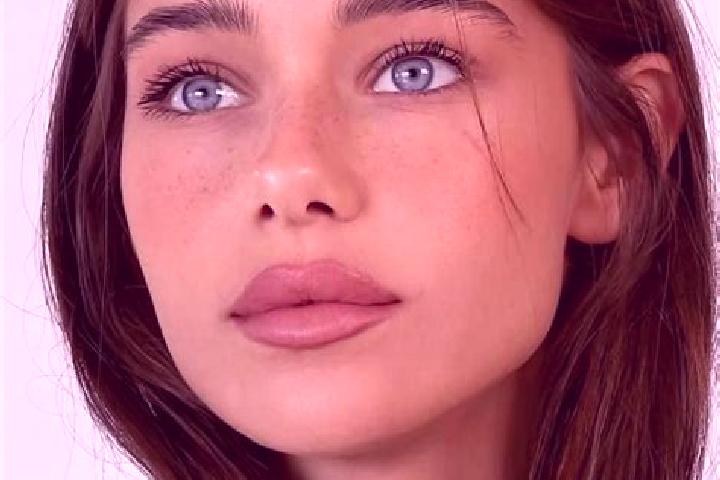 Sofia, 27, a brunette brown-eyed slavic companion based in Brouagui. Offering 69, Tantra. Available for incall and outcall, day and evening dates.