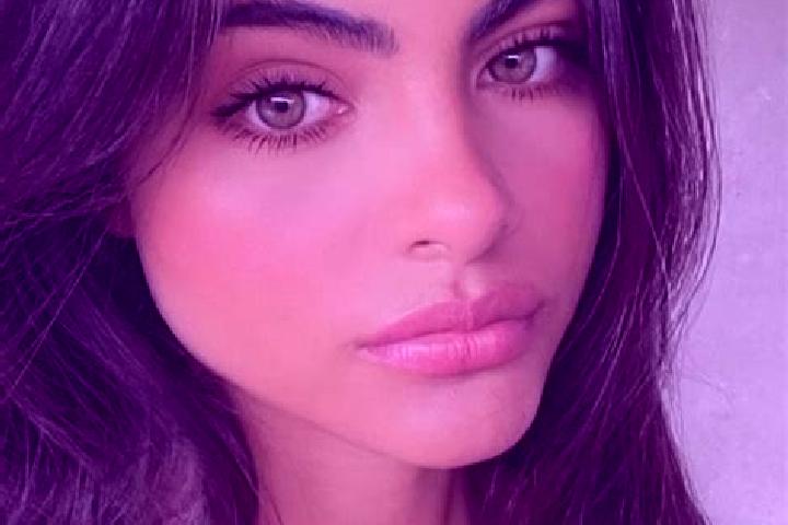 Sofia, 27, a chestnut hazel-eyed caucasian companion based in Heilbron. Offering Massage, Domination, Striptease, Travel Companion, Duos. Available for incal...