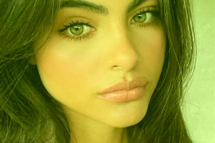 Sofia, 27, a chestnut hazel-eyed latina companion based in Humen. Offering Tantra, Erotic Massage, Travel Companion, Dinner Date. Available for incall and ou...
